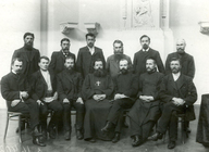Группа депутатов Второй Государственной думы от Вятской губернии. С.Н. Салтыков сидит первый слева. 1907 год.
